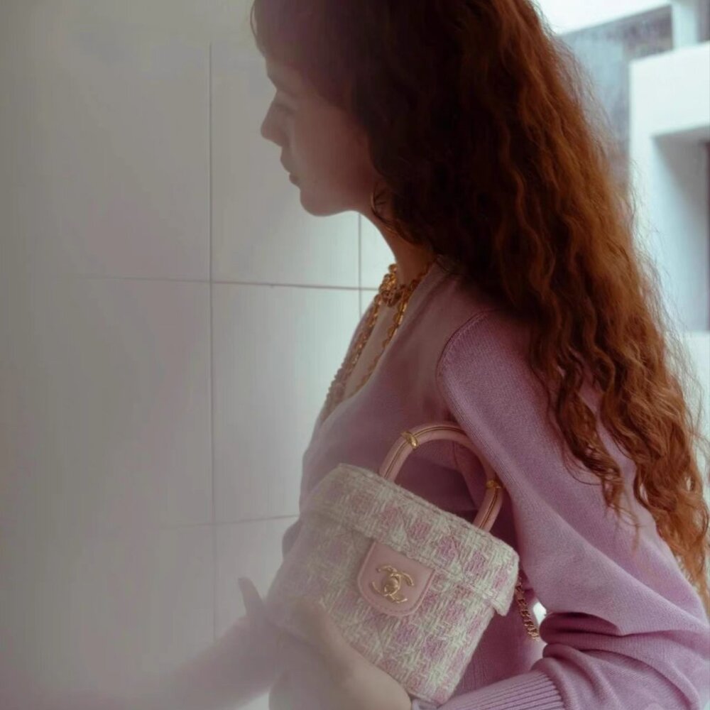 Chanel tweed bag - Picture 8 of 16